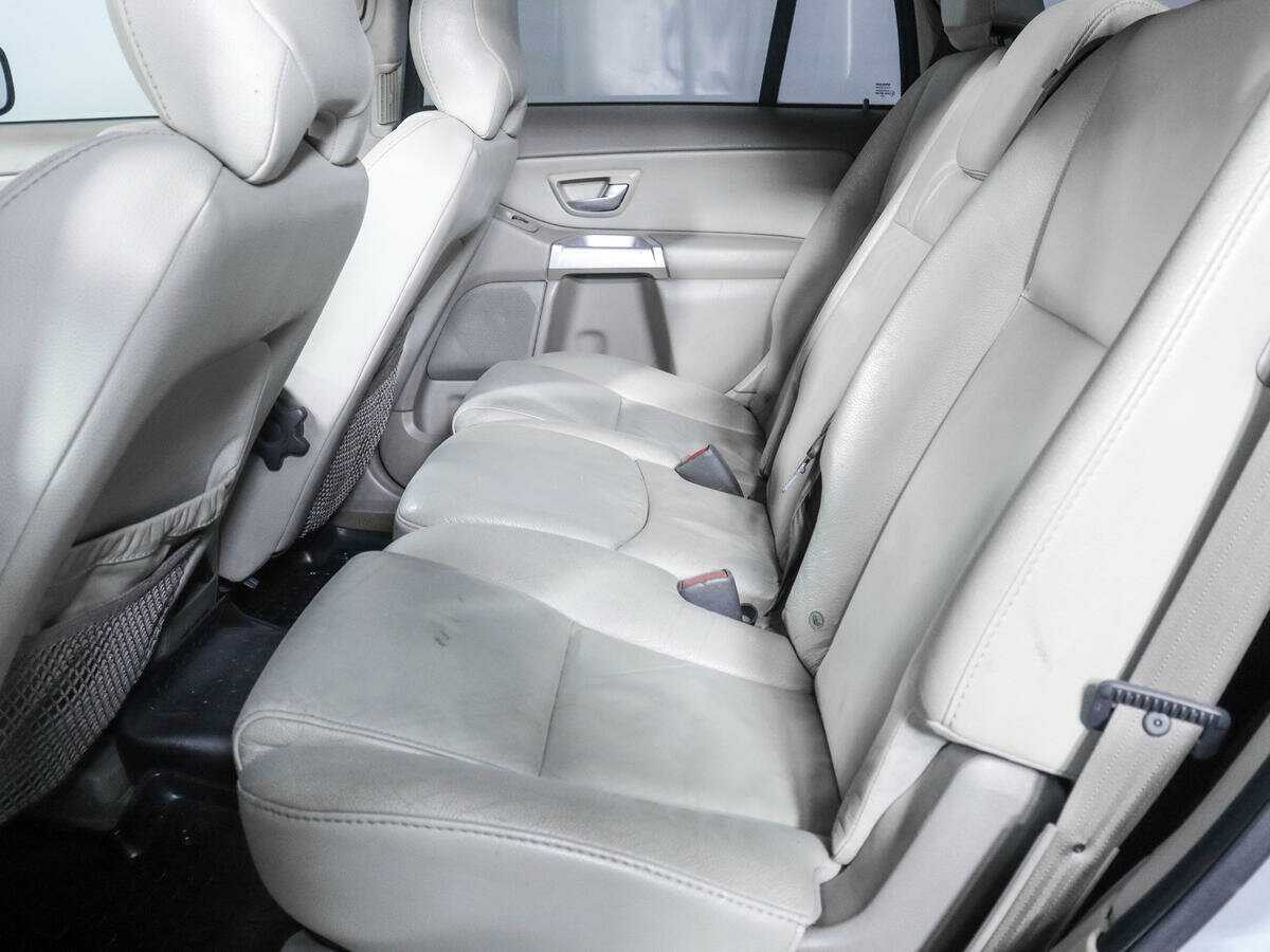 Volvo XC90 2002 года с пробегом. Фото: #9