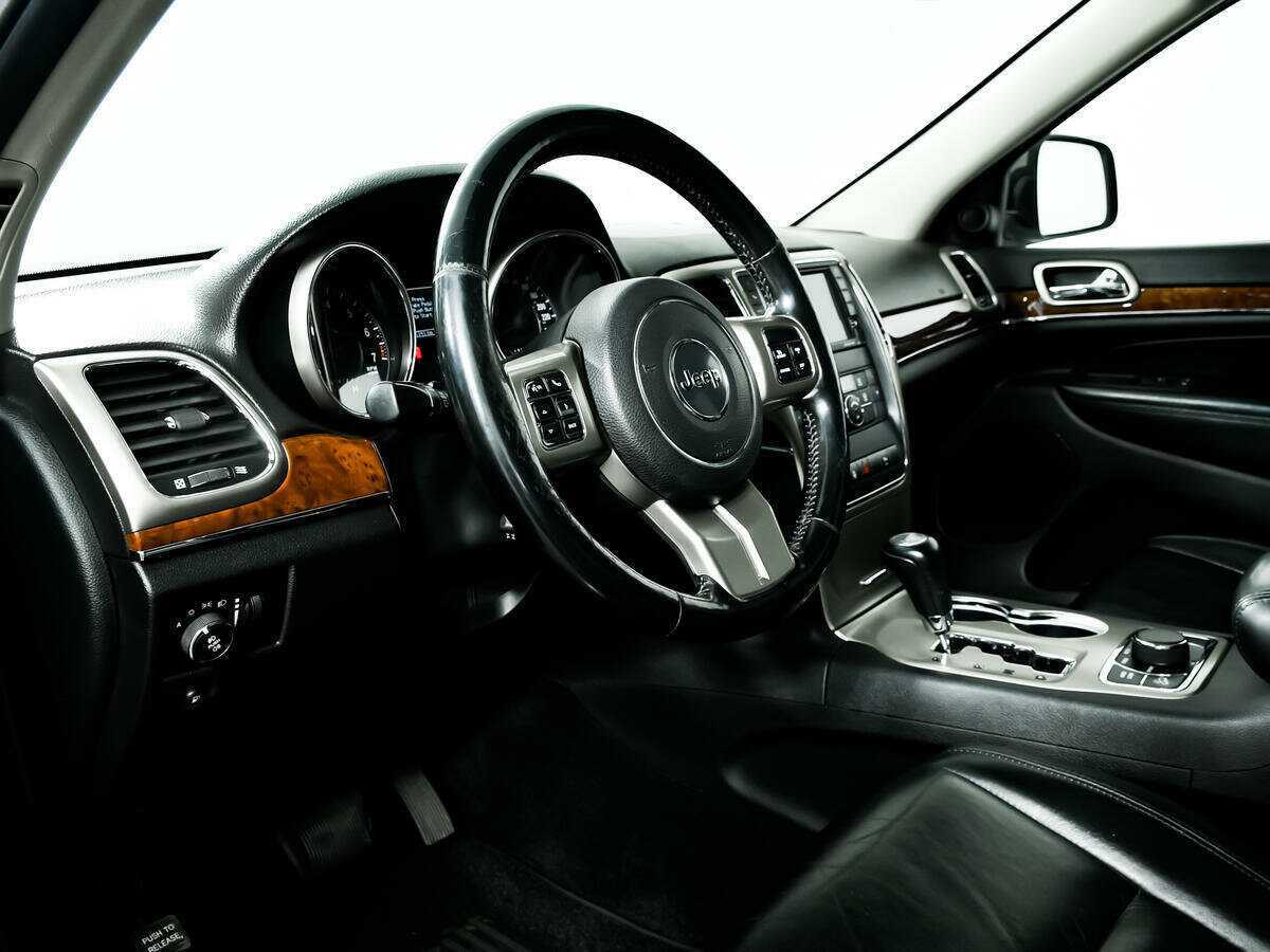 Jeep Grand Cherokee 2011 года с пробегом. Фото: #12