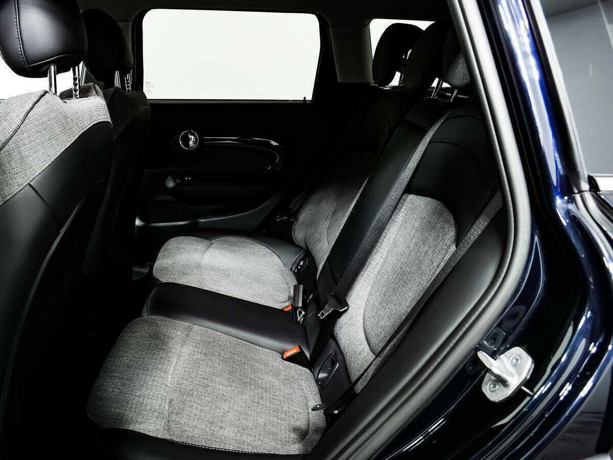 Mini Clubman 2021 года с пробегом. Фото: #11