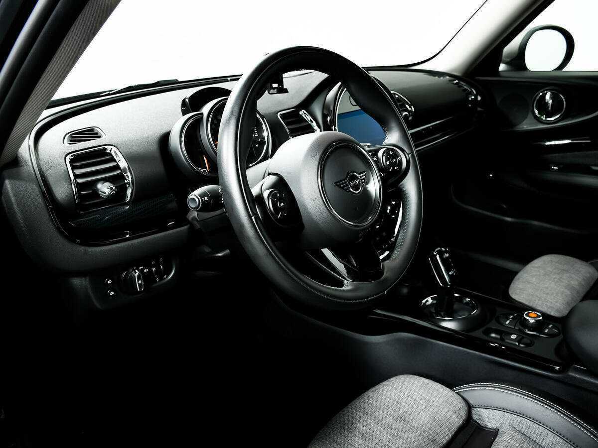 Mini Clubman 2021 года с пробегом. Фото: #12