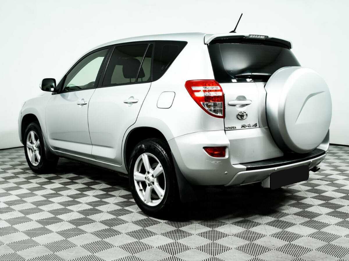 Toyota RAV4 2010 года с пробегом. Фото: #6