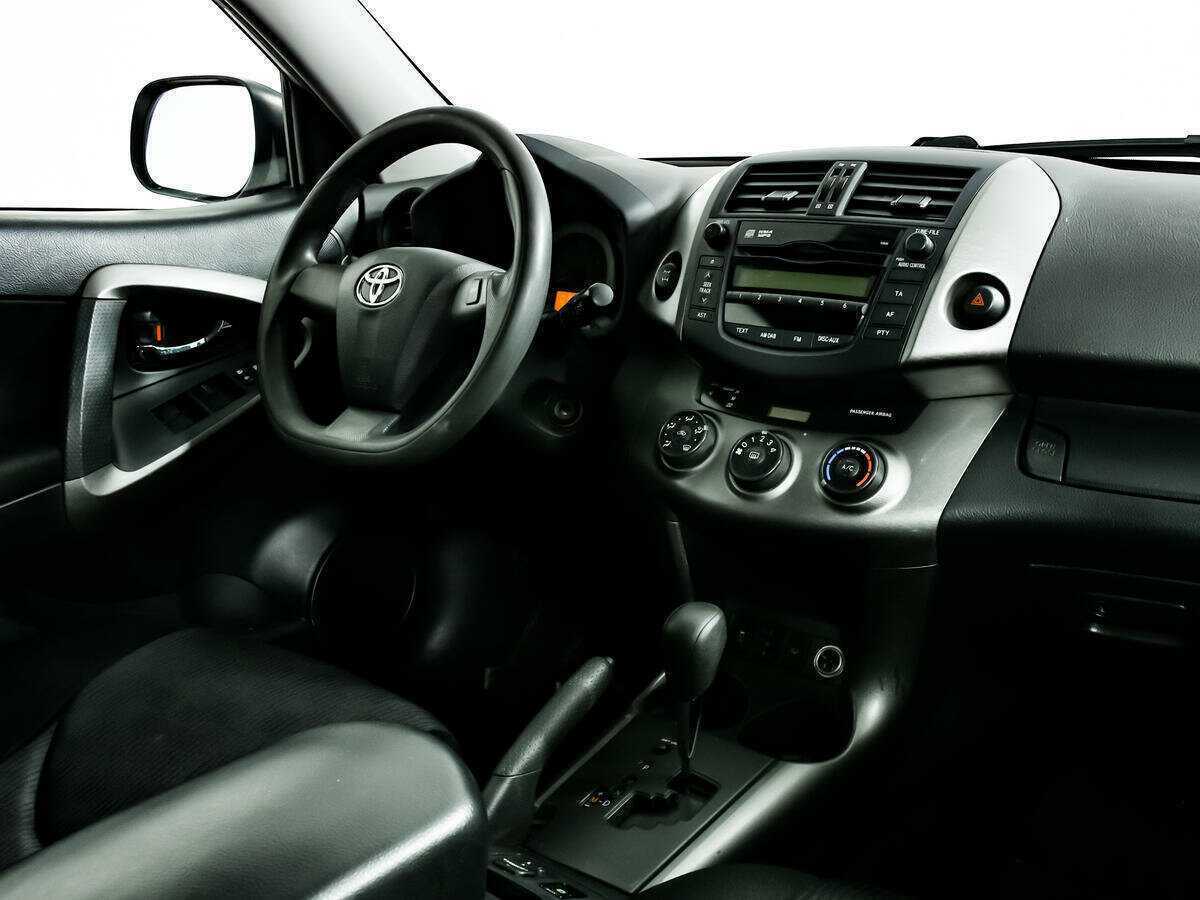 Toyota RAV4 2010 года с пробегом. Фото: #8