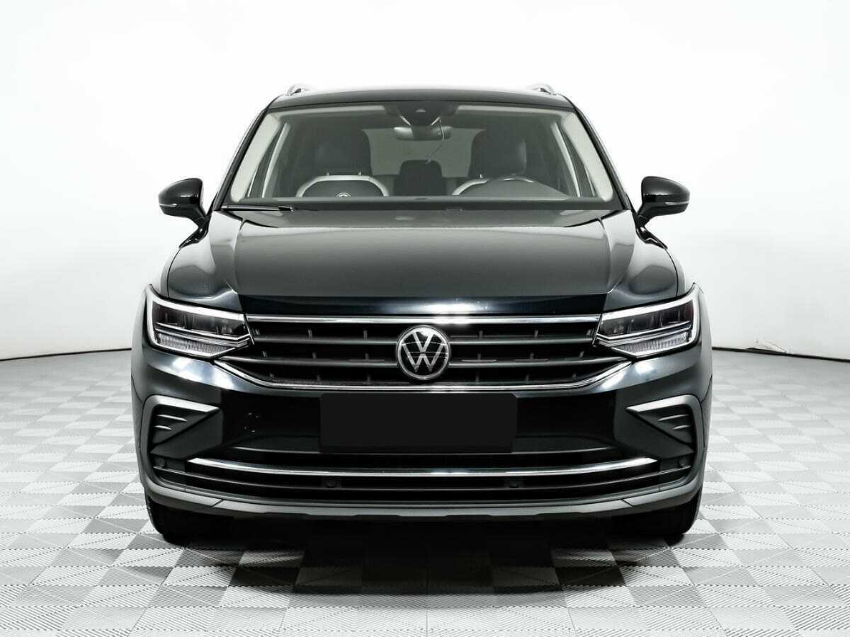 Volkswagen Tiguan 2021 года с пробегом. Фото: #1