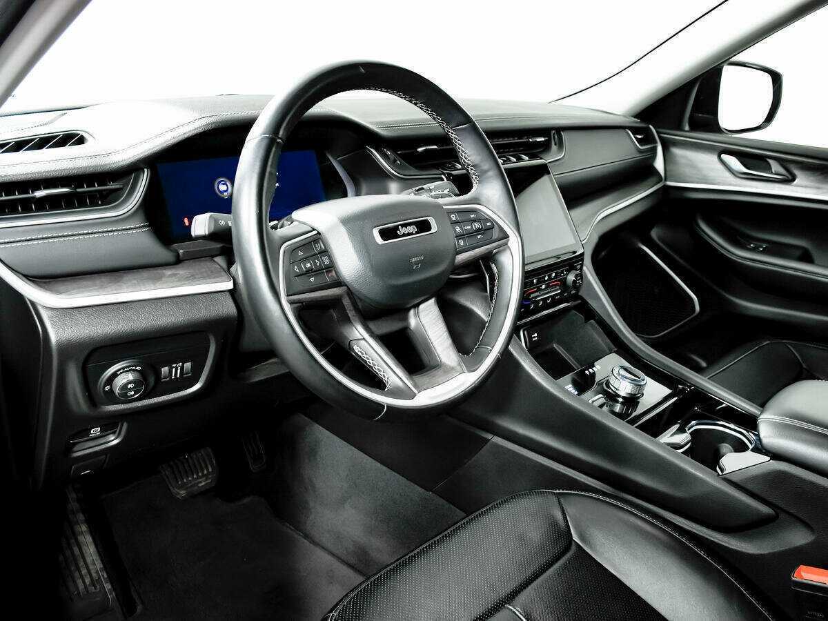 Jeep Grand Cherokee 2022 года с пробегом. Фото: #13