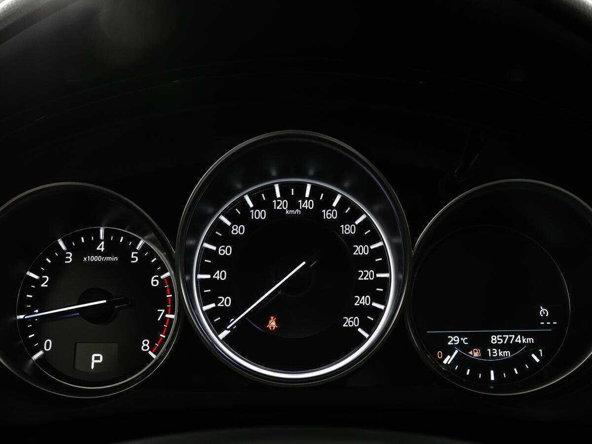 Mazda CX-9 2019 года с пробегом. Фото: #9