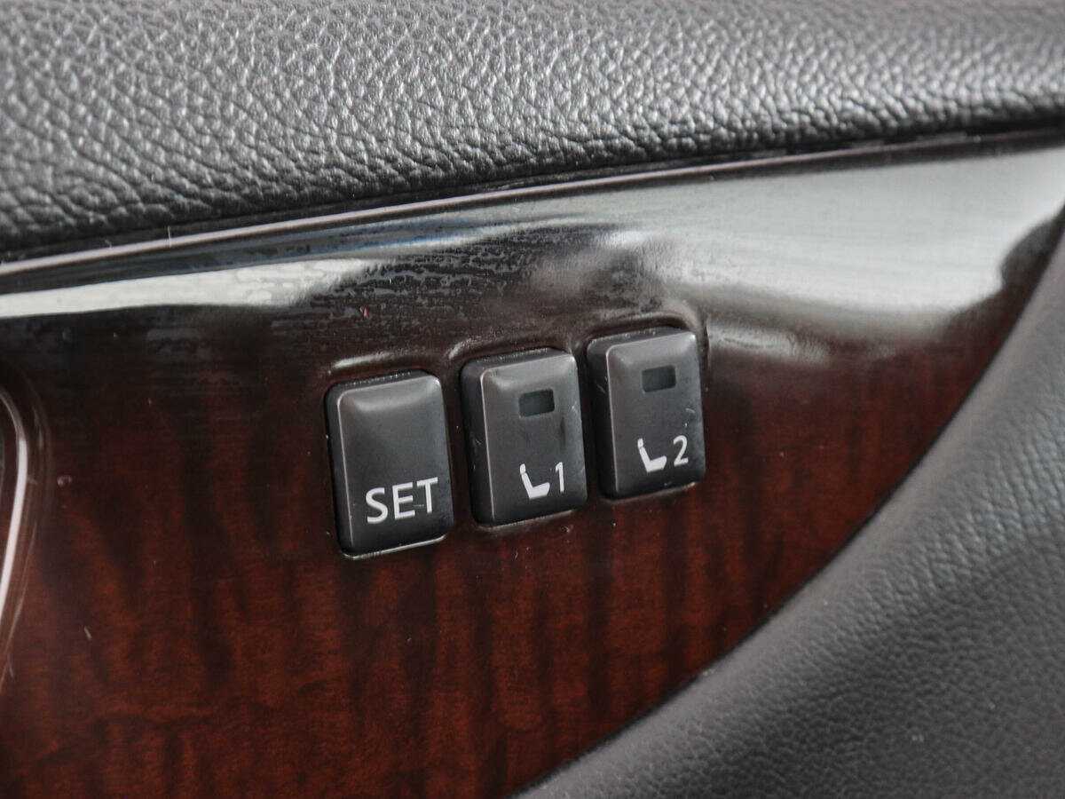 Infiniti QX50 2015 года с пробегом. Фото: #10