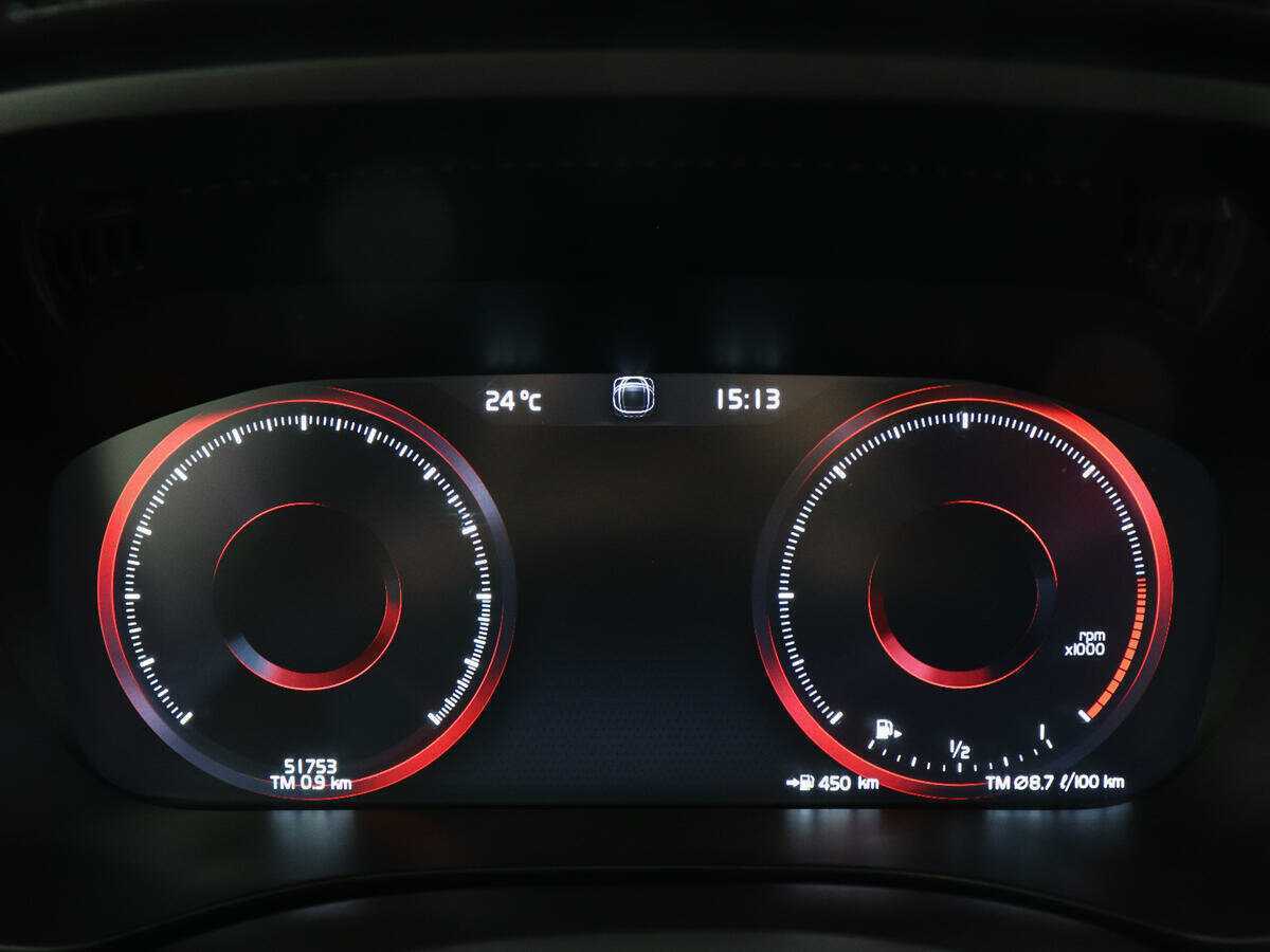 Volvo XC60 2020 года с пробегом. Фото: #10