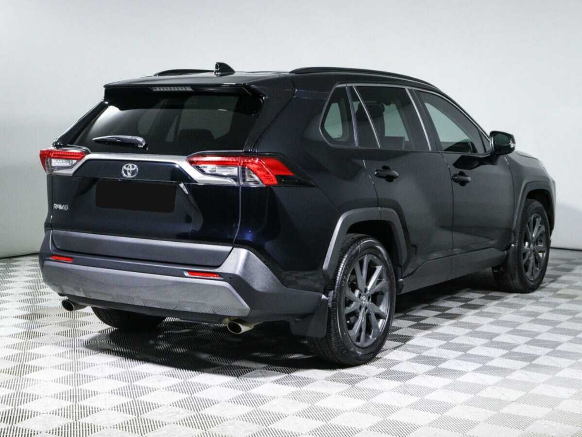 Toyota RAV4 2021 года с пробегом. Фото: #4