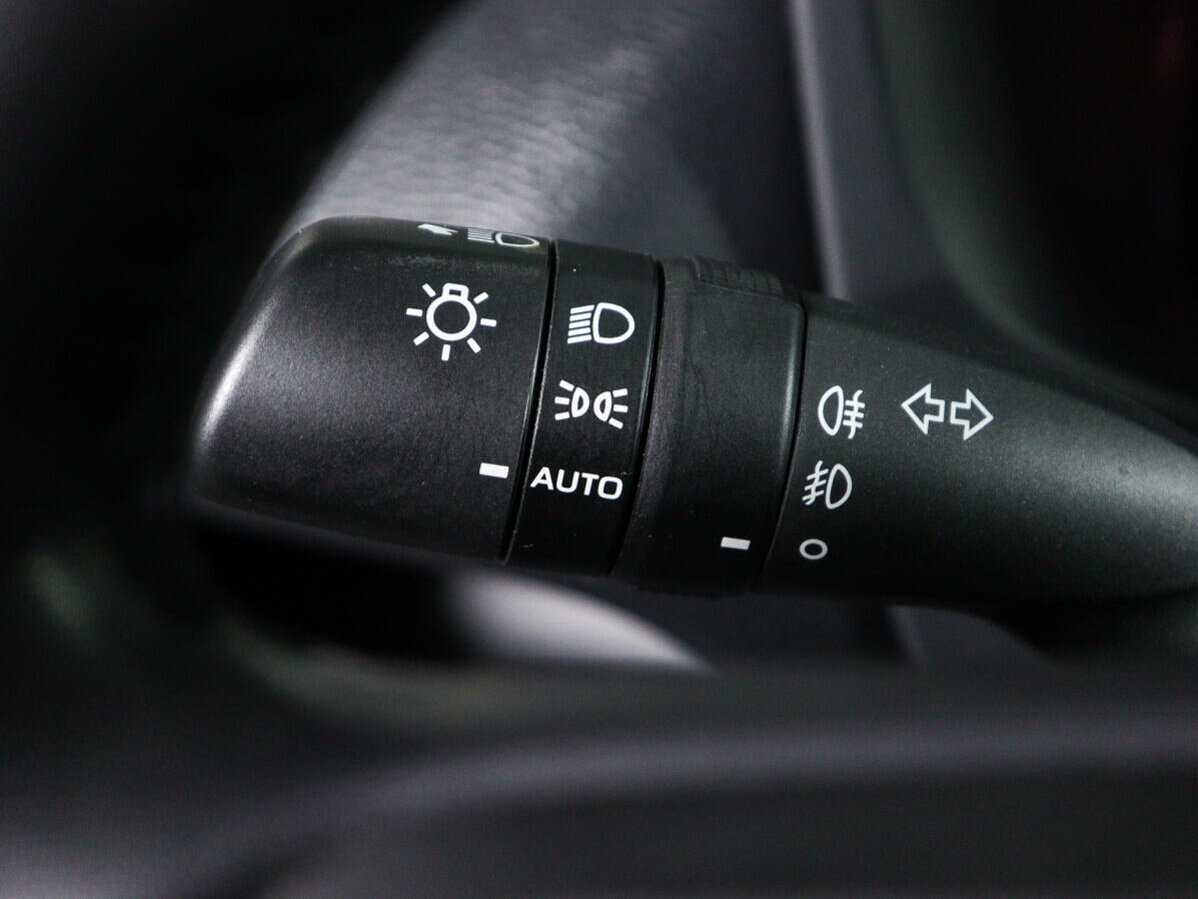 Toyota RAV4 2021 года с пробегом. Фото: #18