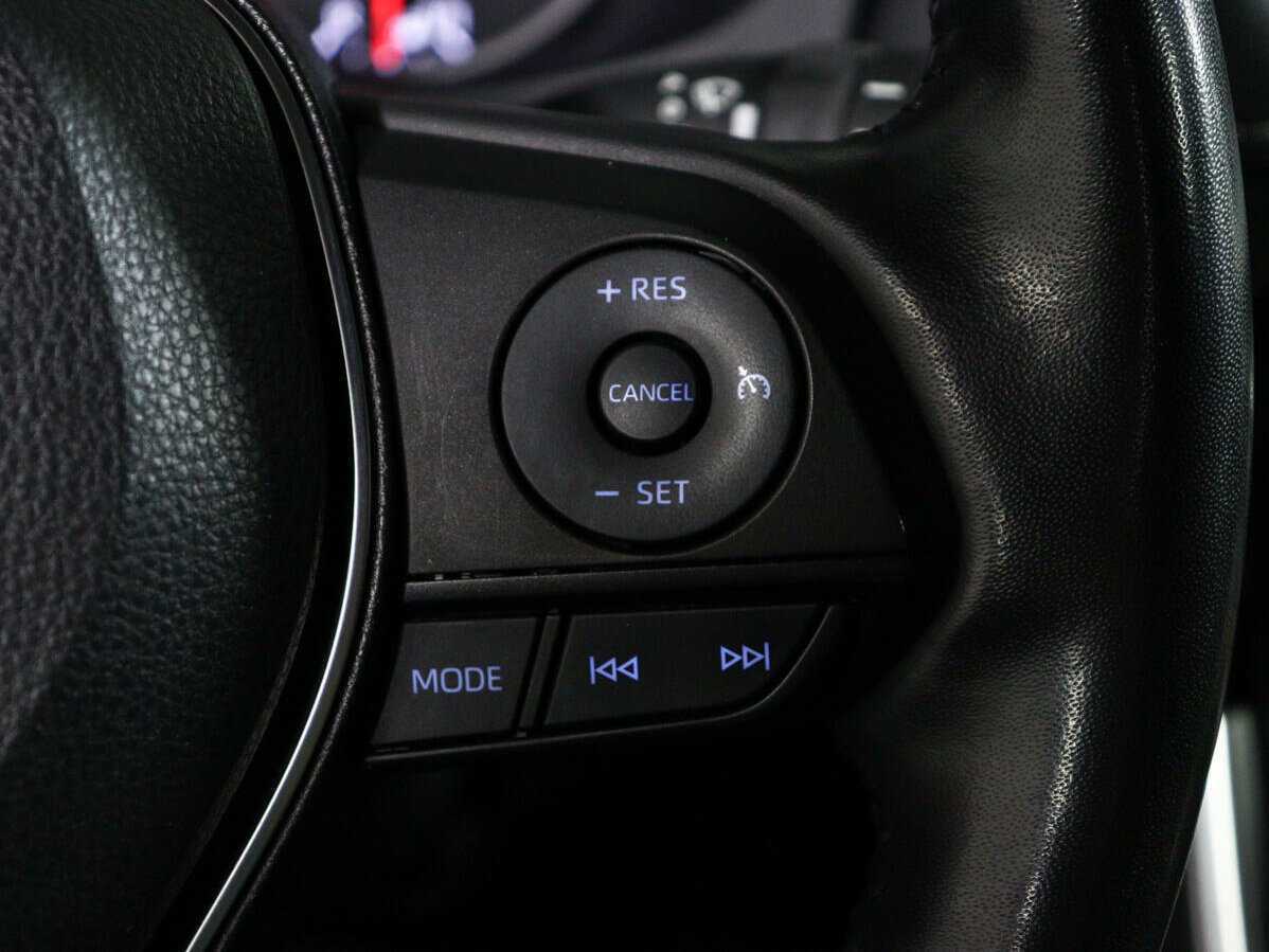 Toyota RAV4 2021 года с пробегом. Фото: #19