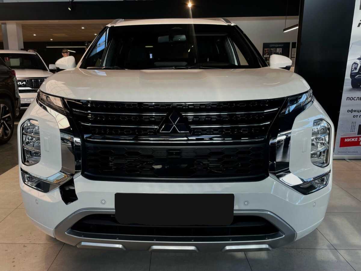 Mitsubishi Outlander 2022 года с пробегом. Фото: #1