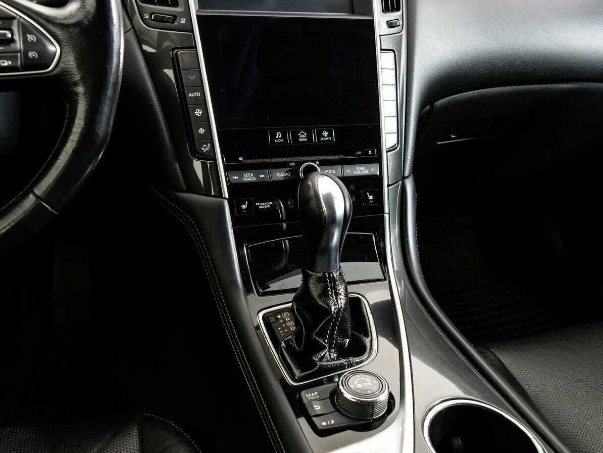 Infiniti Q50 2014 года с пробегом. Фото: #10