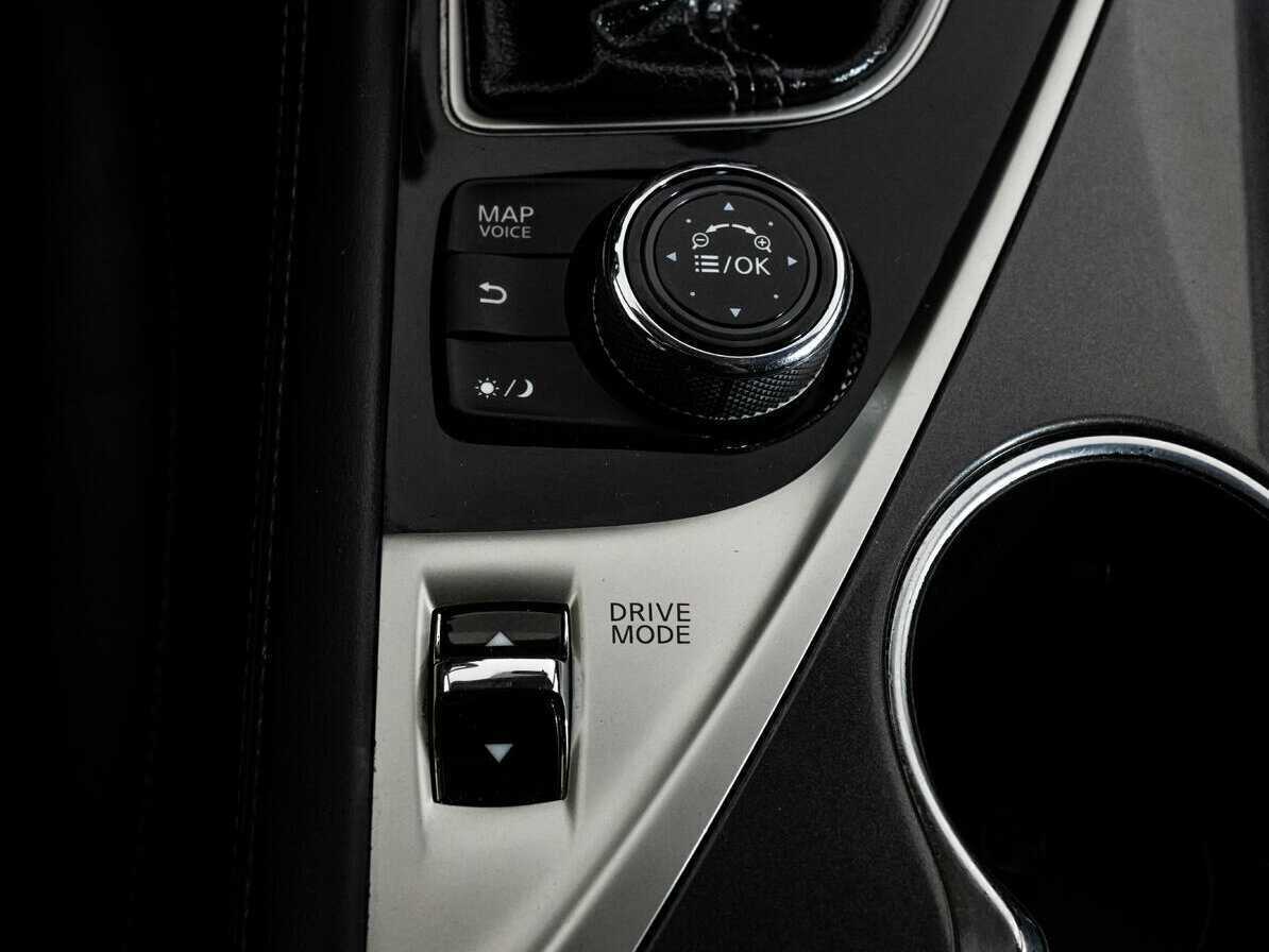 Infiniti Q50 2014 года с пробегом. Фото: #12