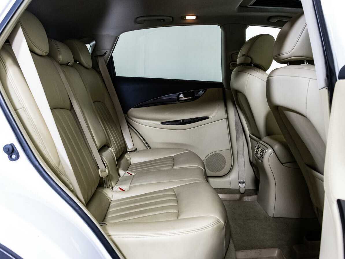 Infiniti QX50 2017 года с пробегом. Фото: #15