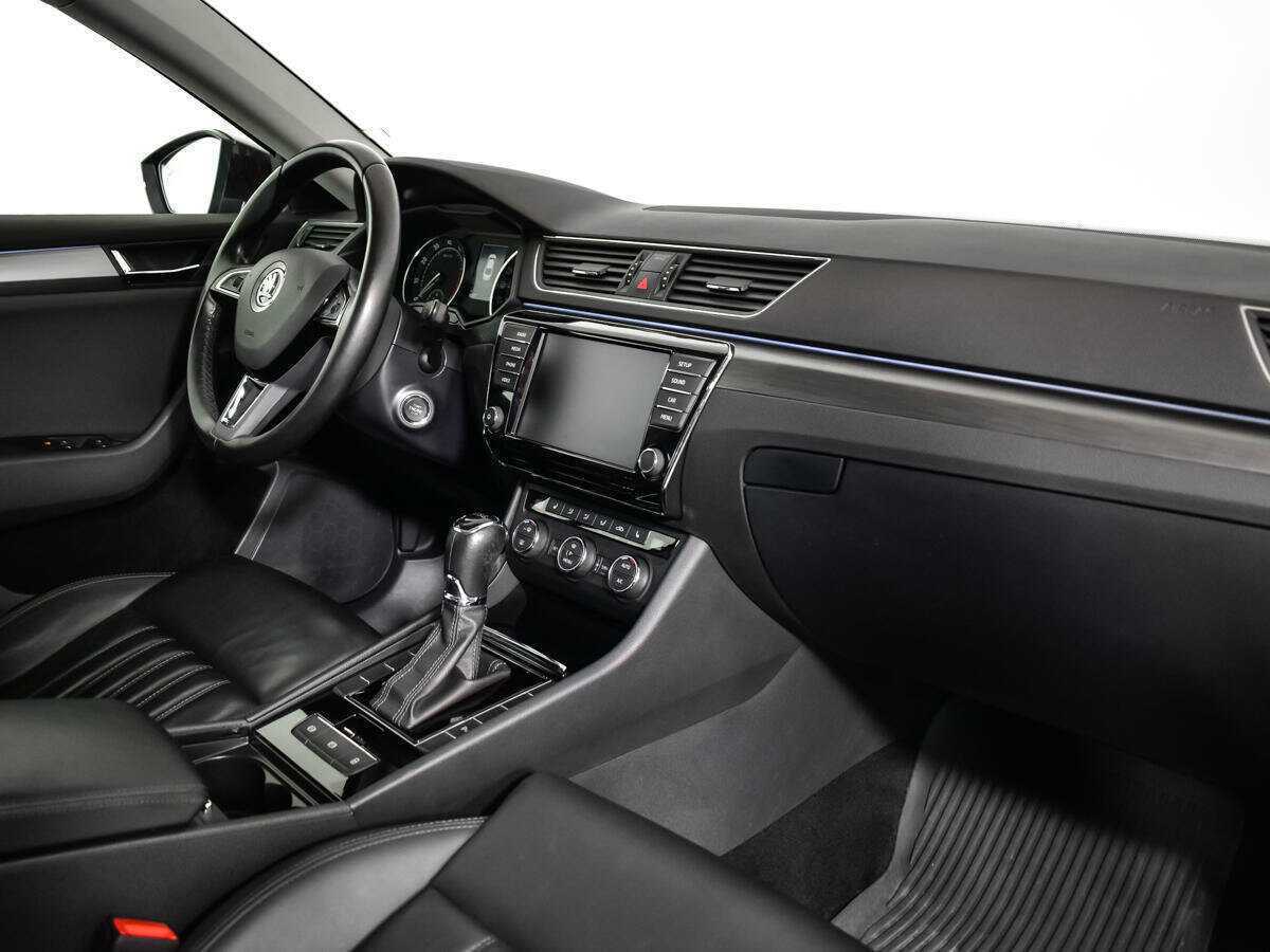 Skoda Superb 2016 года с пробегом. Фото: #8