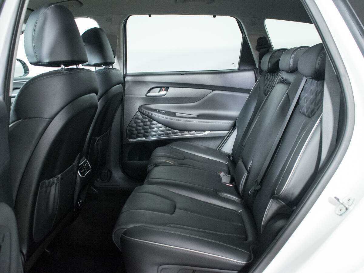 Hyundai Santa Fe 2021 года с пробегом. Фото: #9