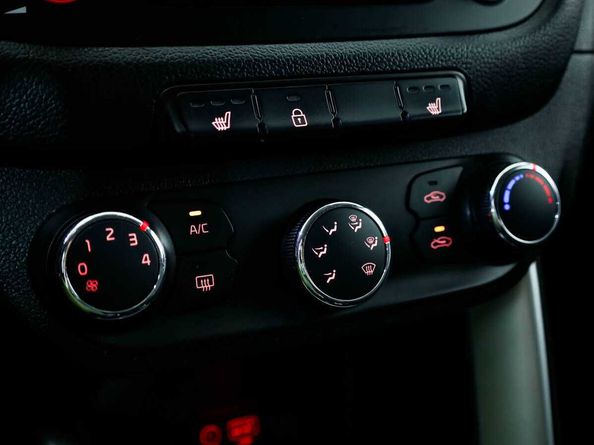 Б/У Киа Сид 2017 года. Фото: #15