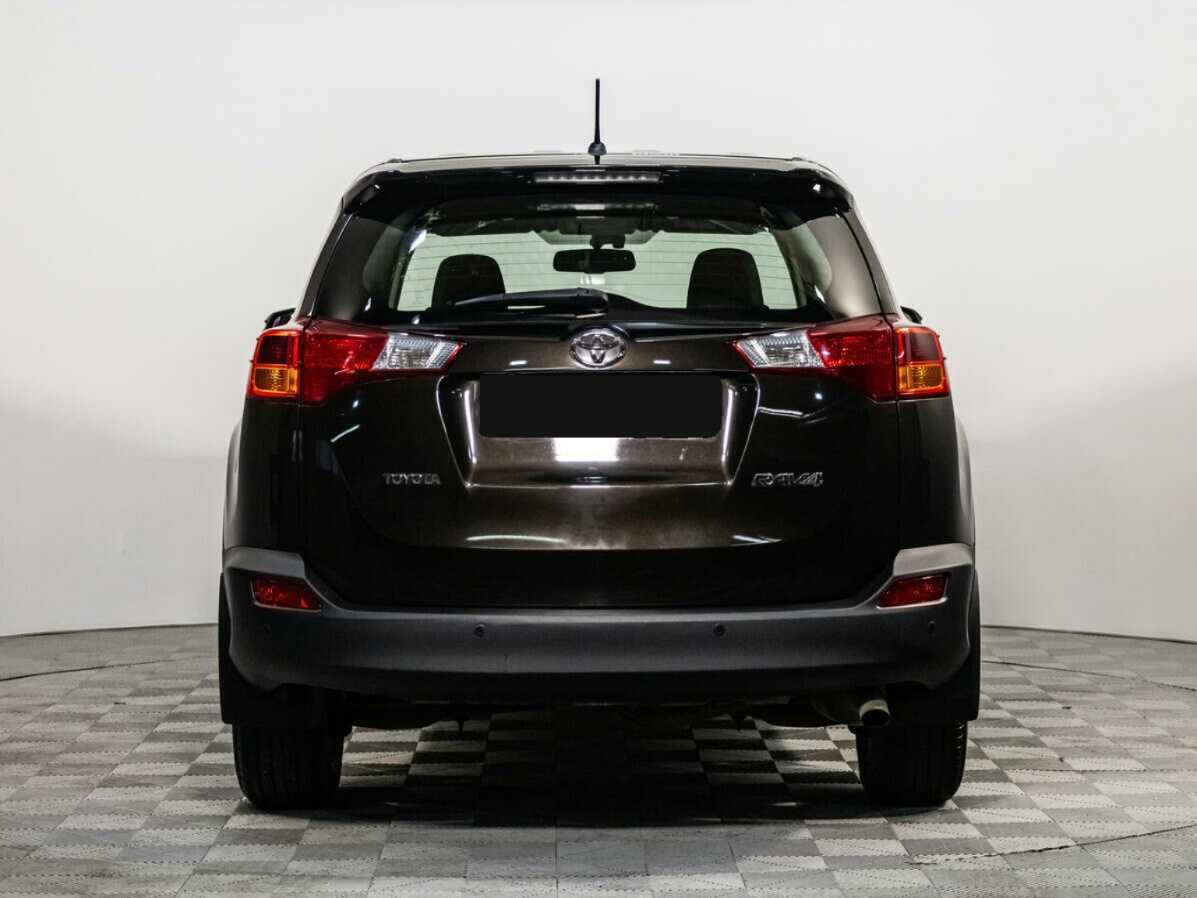 Toyota RAV4 2014 года с пробегом. Фото: #4