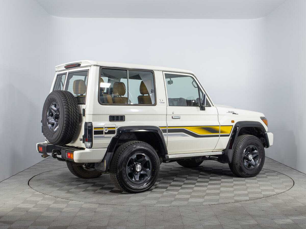 Toyota Land Cruiser 2022 года с пробегом. Фото: #4