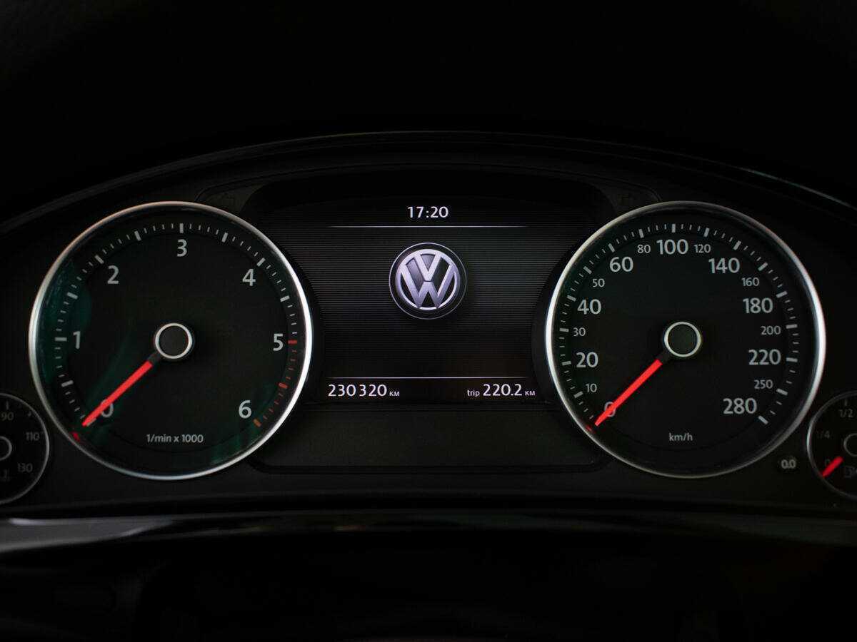 Volkswagen Touareg 2010 года с пробегом. Фото: #8