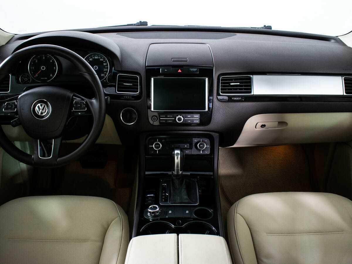 Volkswagen Touareg 2010 года с пробегом. Фото: #9