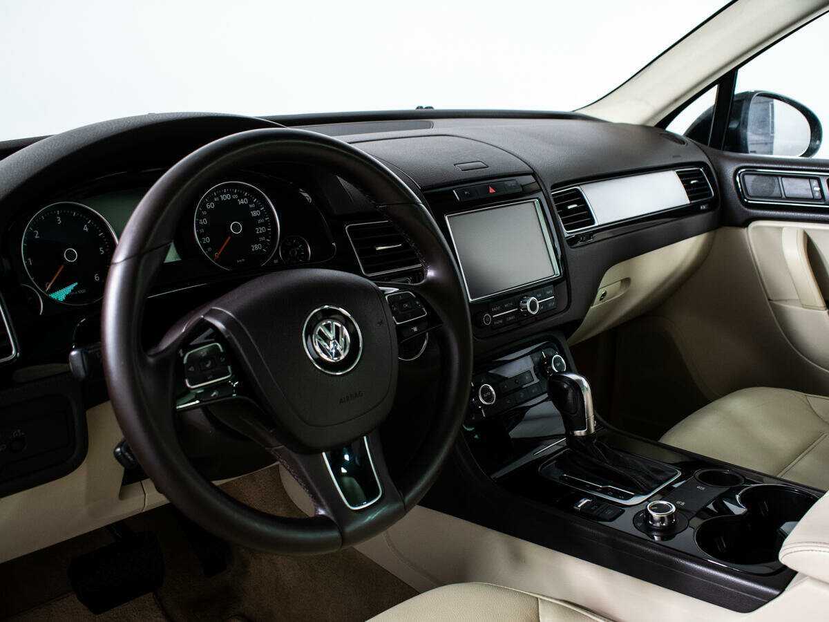 Volkswagen Touareg 2010 года с пробегом. Фото: #10