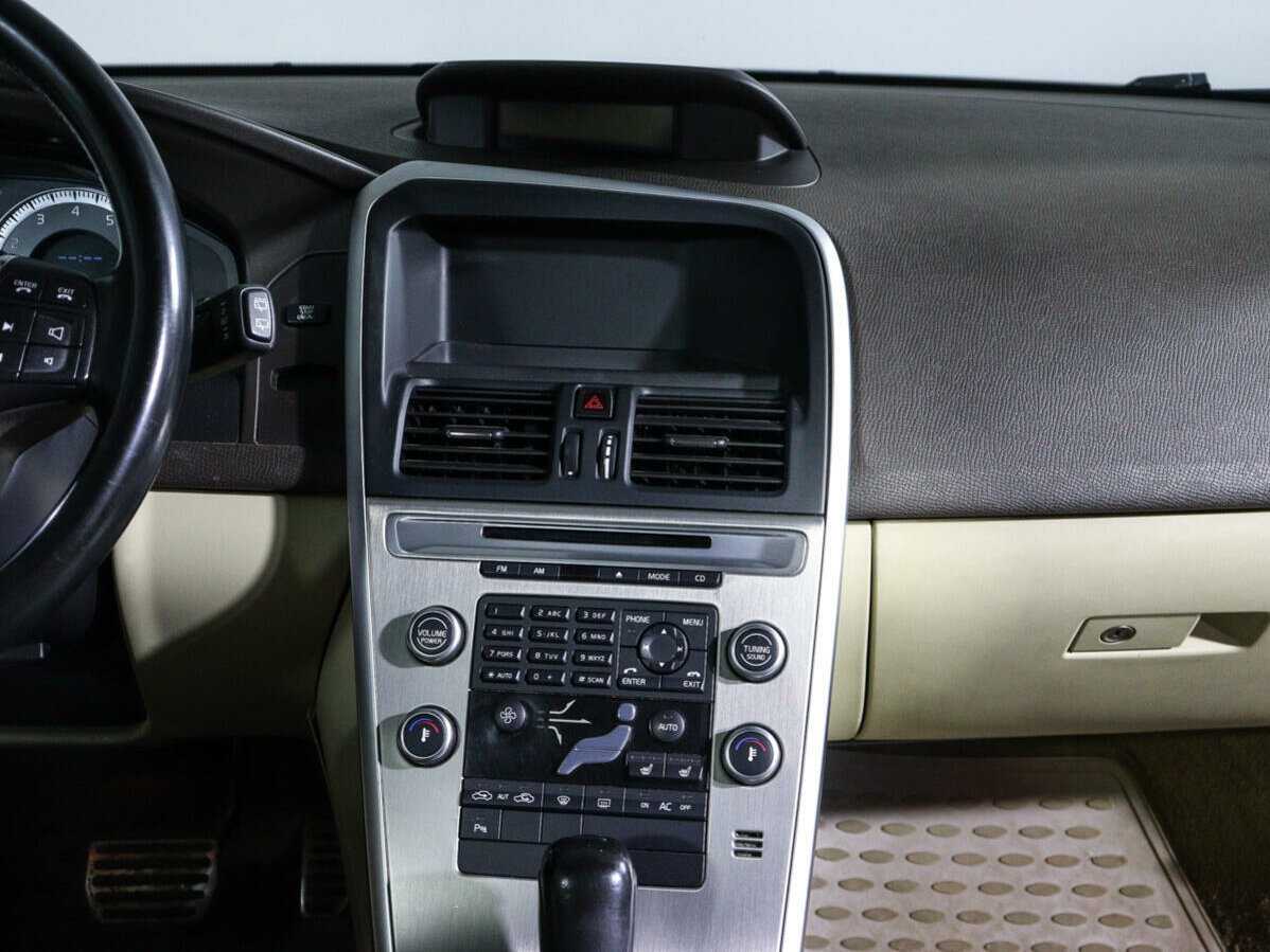 Volvo XC60 2010 года с пробегом. Фото: #10