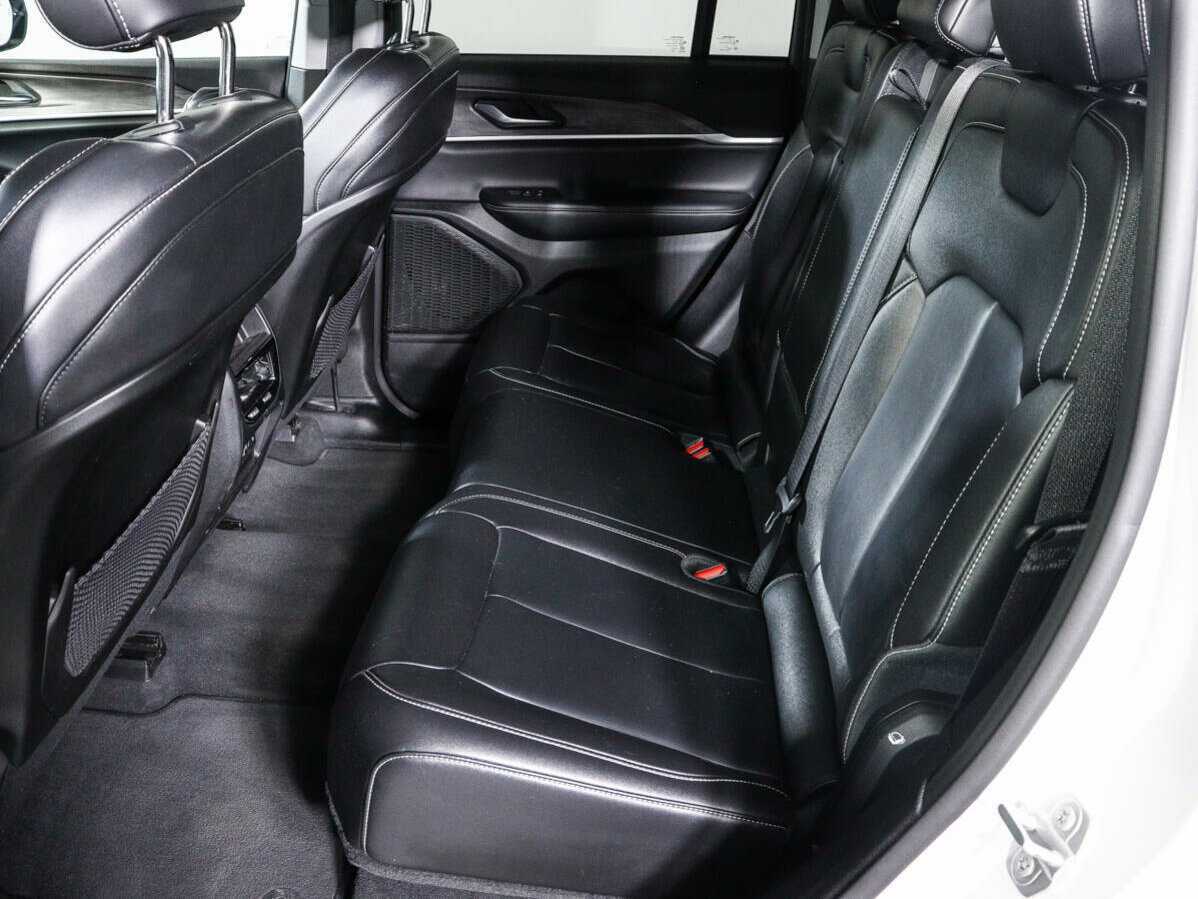 Jeep Grand Cherokee 2022 года с пробегом. Фото: #9