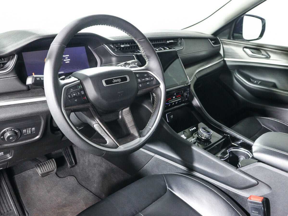 Jeep Grand Cherokee 2022 года с пробегом. Фото: #13