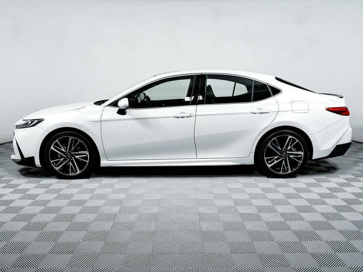 Toyota Camry 2024 года с пробегом. Фото: #7