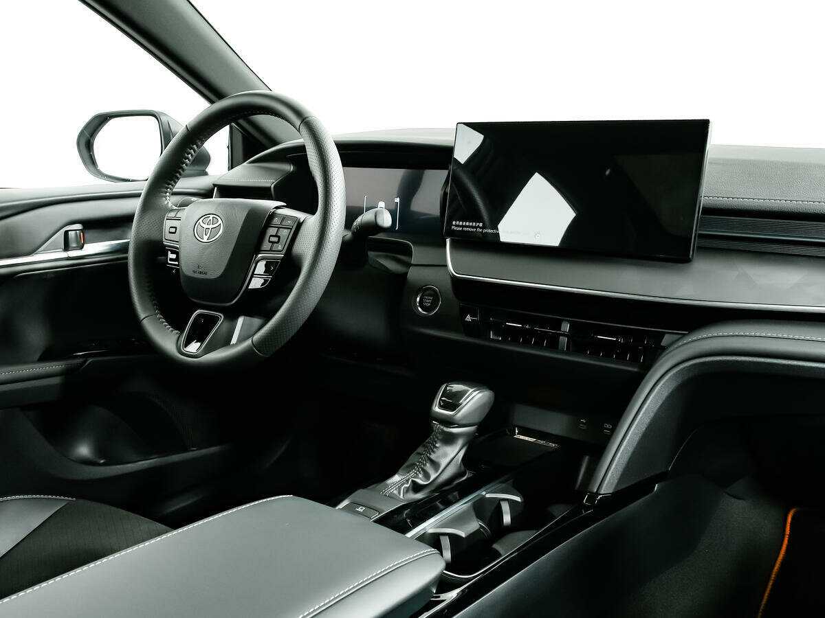 Toyota Camry 2024 года с пробегом. Фото: #8