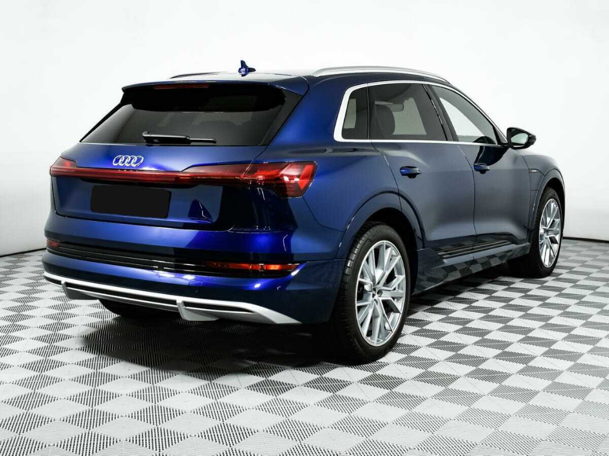 Audi e-tron 2022 года с пробегом. Фото: #4
