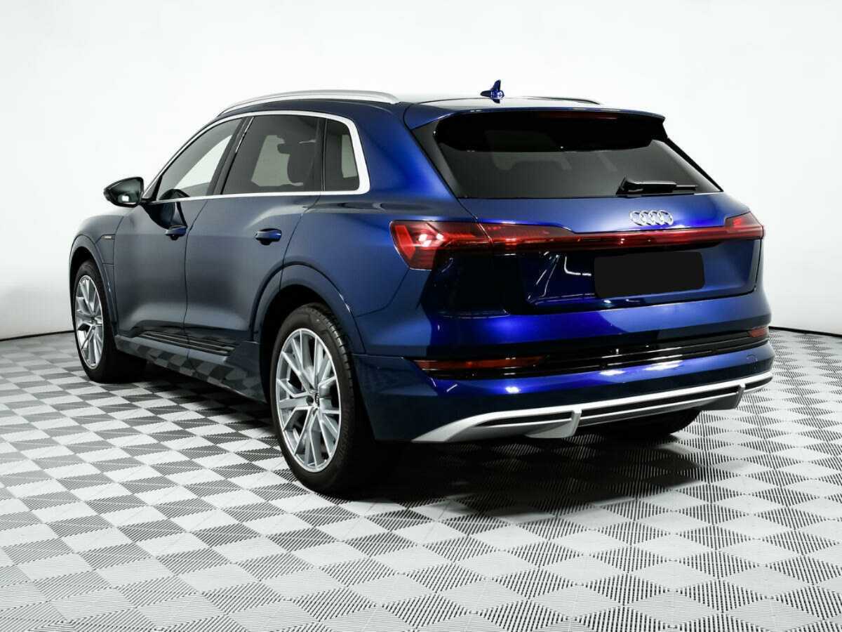 Audi e-tron 2022 года с пробегом. Фото: #6
