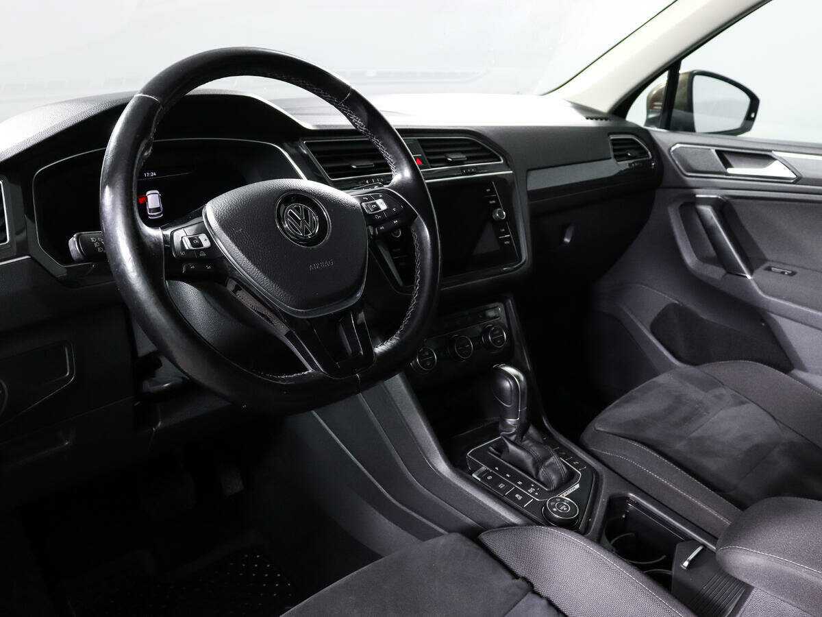Volkswagen Tiguan 2017 года с пробегом. Фото: #11