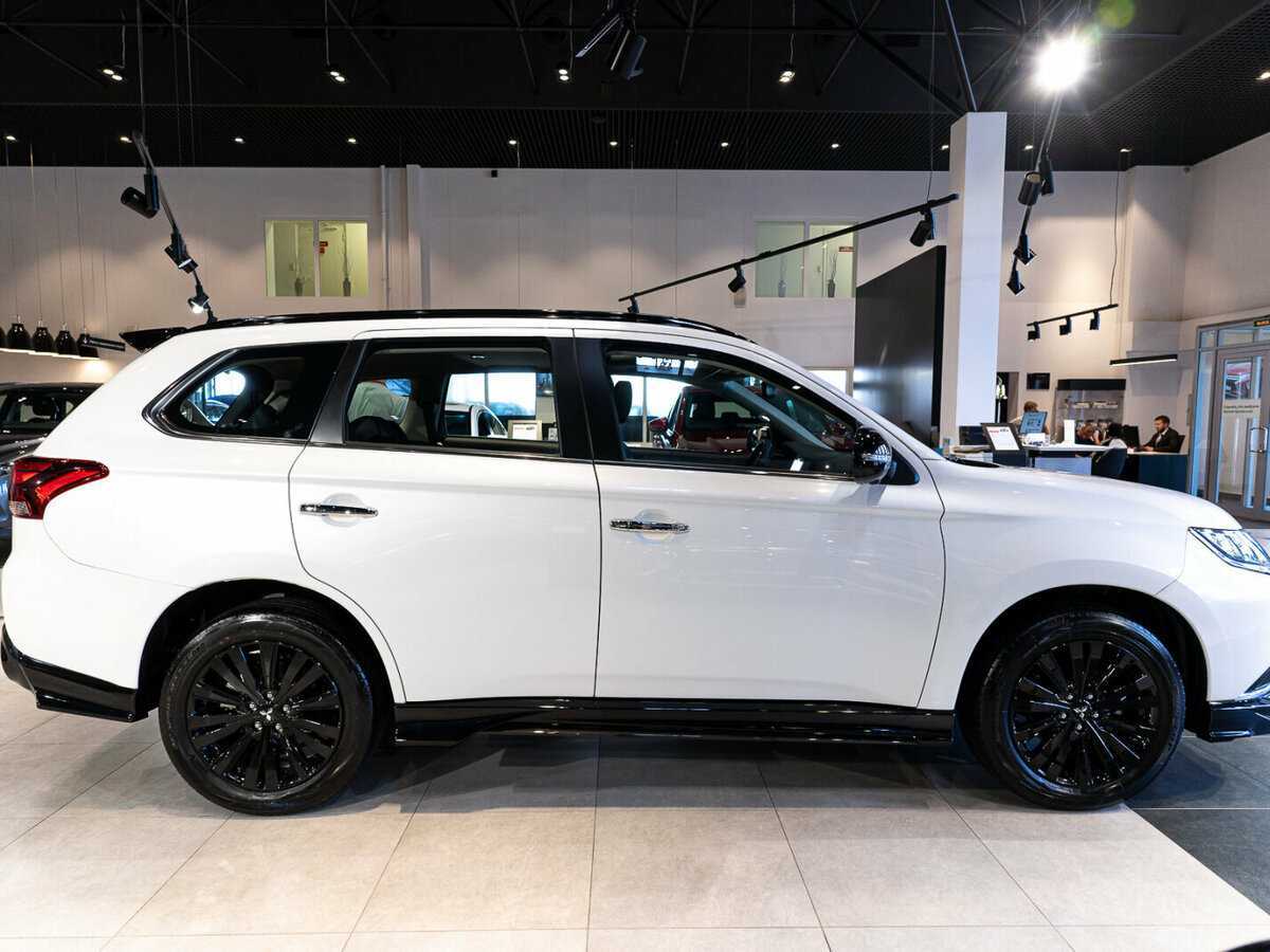 Mitsubishi Outlander 2022 года с пробегом. Фото: #4