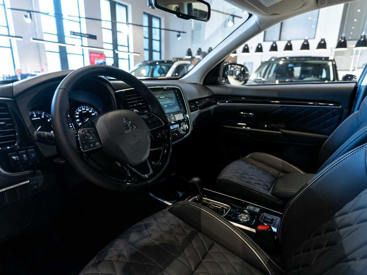 Mitsubishi Outlander 2022 года с пробегом. Фото: #9