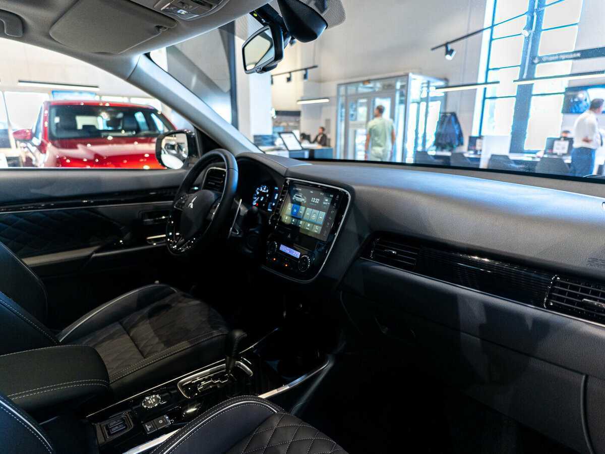Mitsubishi Outlander 2022 года с пробегом. Фото: #10