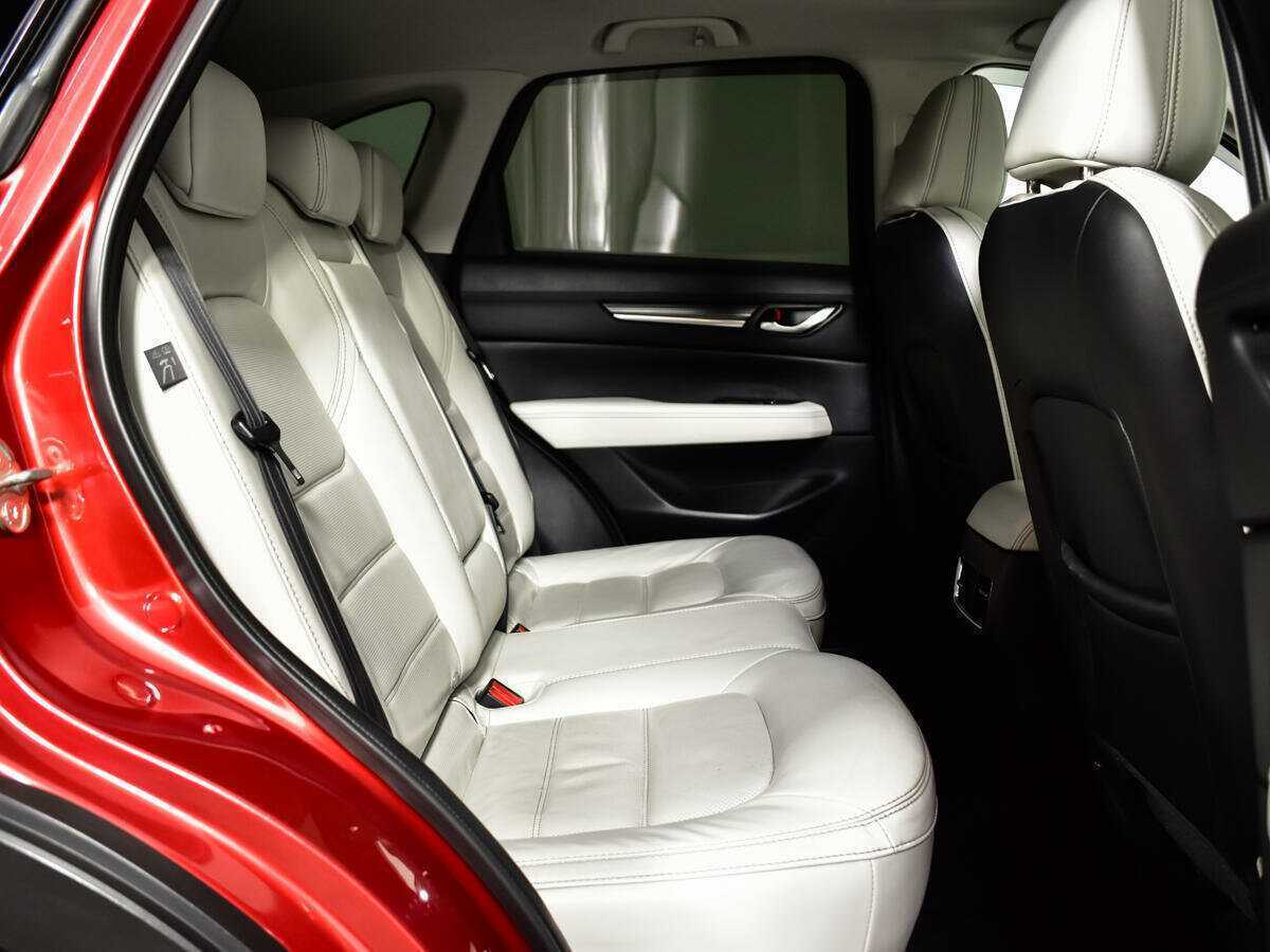 Mazda CX-5 2017 года с пробегом. Фото: #9