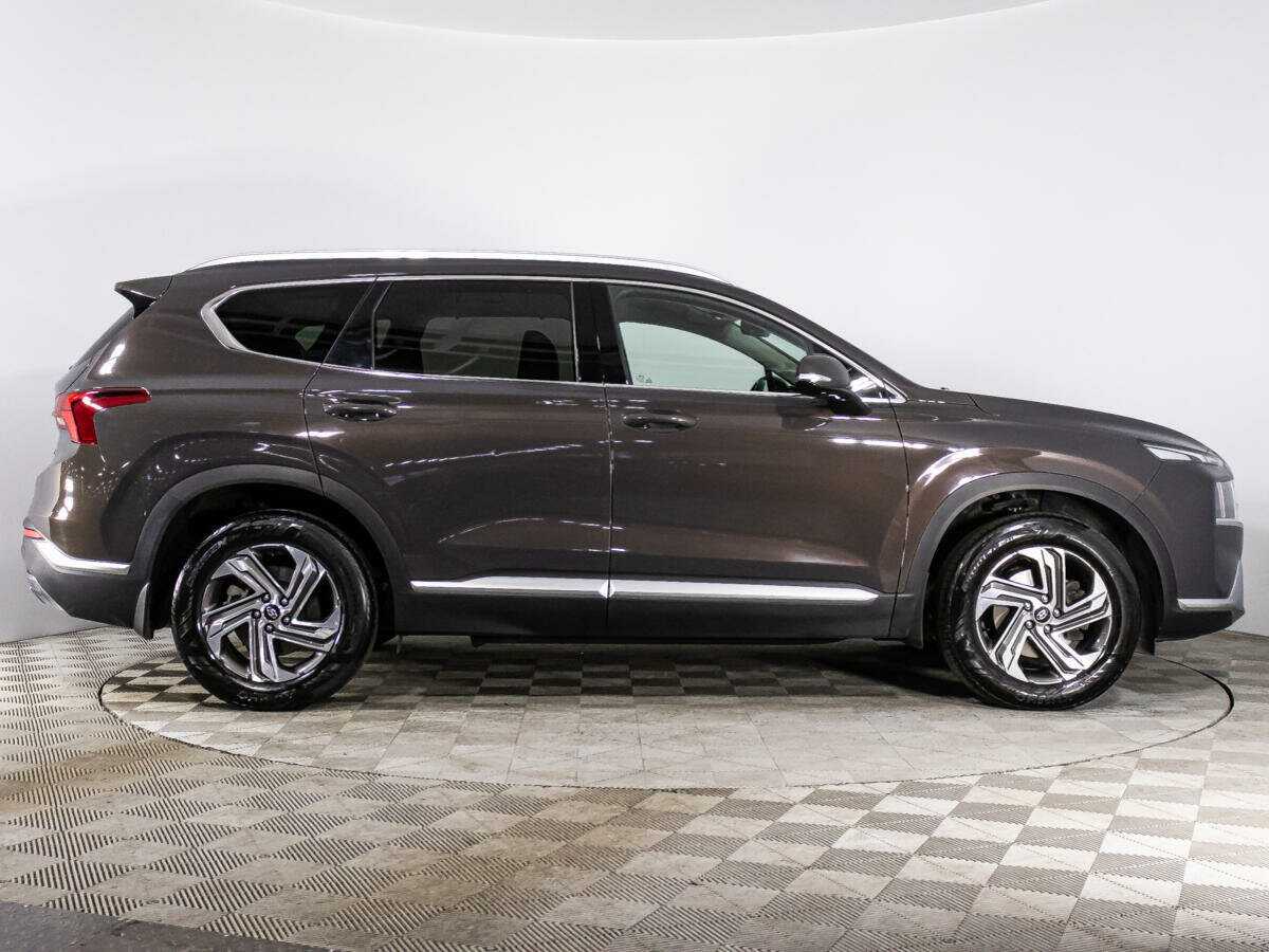 Hyundai Santa Fe 2022 года с пробегом. Фото: #3