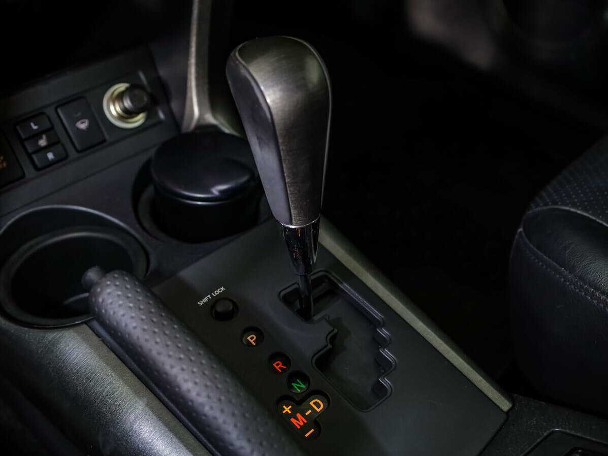 Toyota RAV4 2011 года с пробегом. Фото: #13