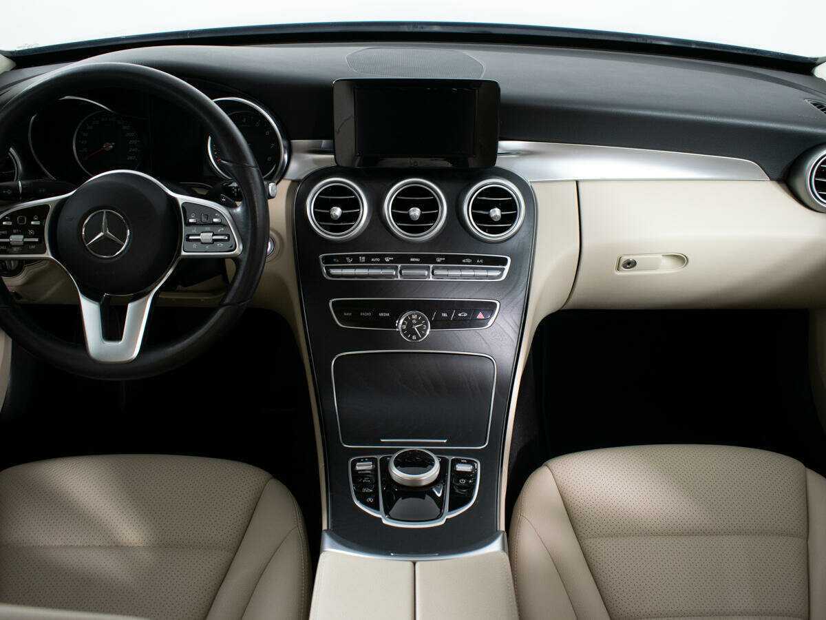 Mercedes-Benz C-Класс 2020 года с пробегом. Фото: #10