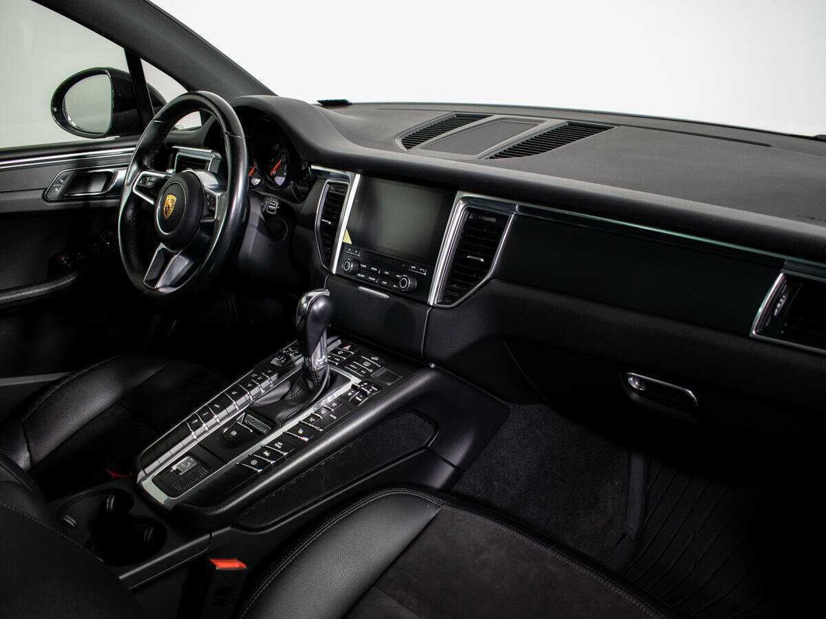 Porsche Macan 2017 года с пробегом. Фото: #8