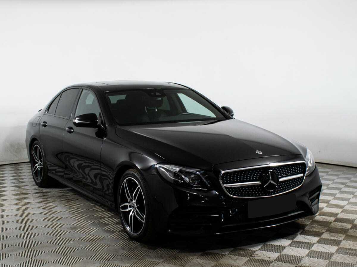 Mercedes-Benz E-Класс 2017 года с пробегом. Фото: #2