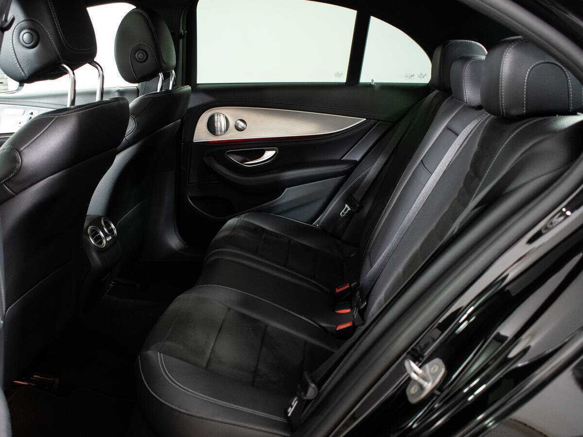 Mercedes-Benz E-Класс 2017 года с пробегом. Фото: #9