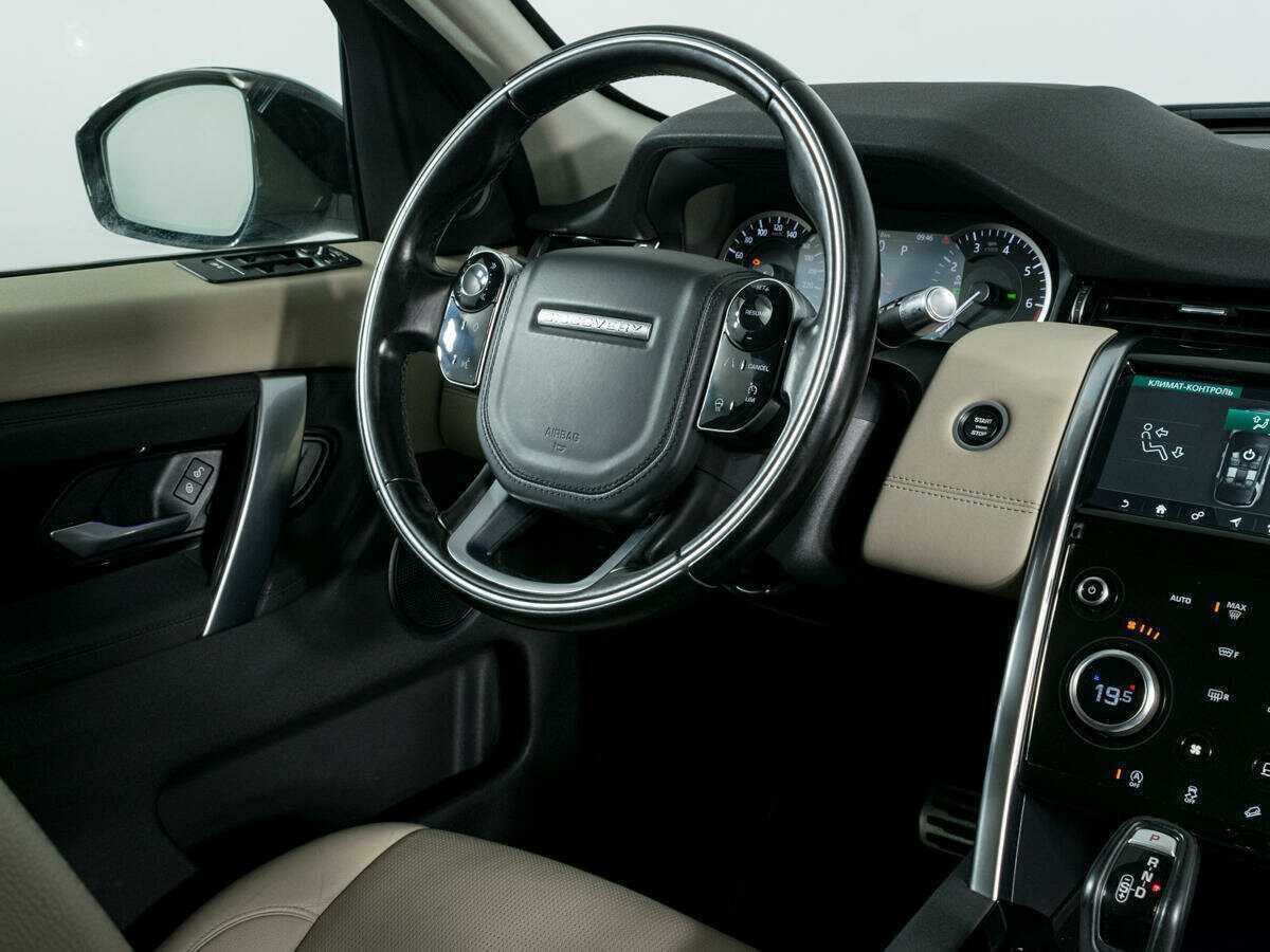 Land Rover Discovery Sport 2019 года с пробегом. Фото: #12