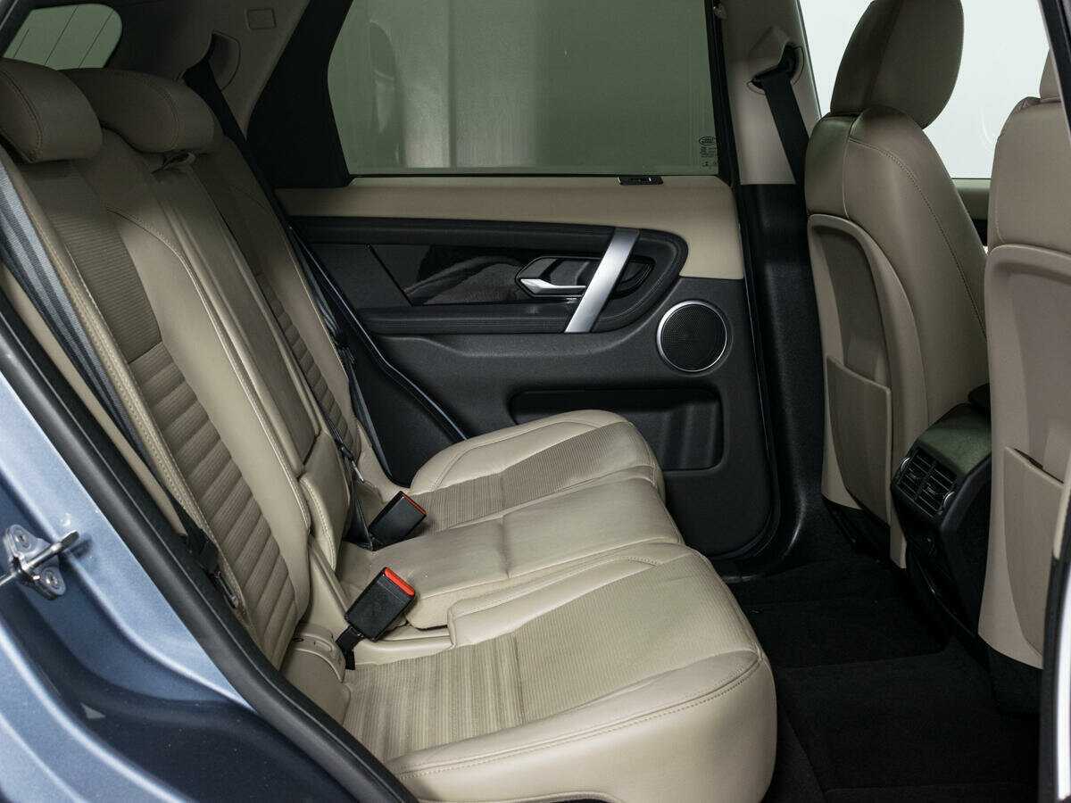 Land Rover Discovery Sport 2019 года с пробегом. Фото: #14