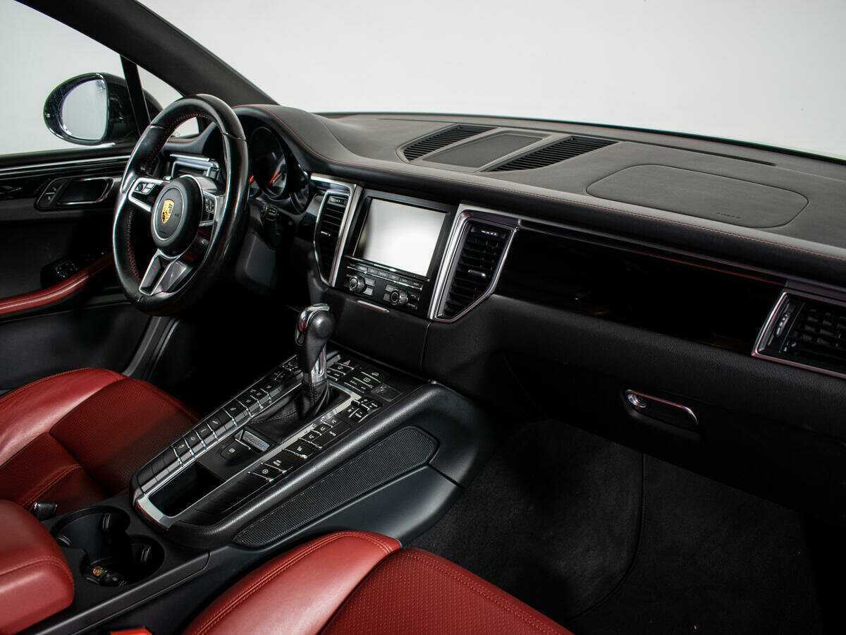 Porsche Macan 2015 года с пробегом. Фото: #6