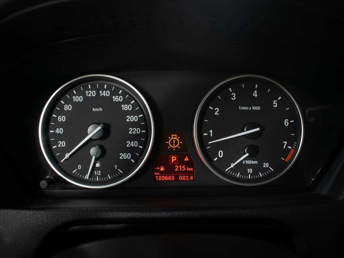 BMW X5 2010 года с пробегом. Фото: #7