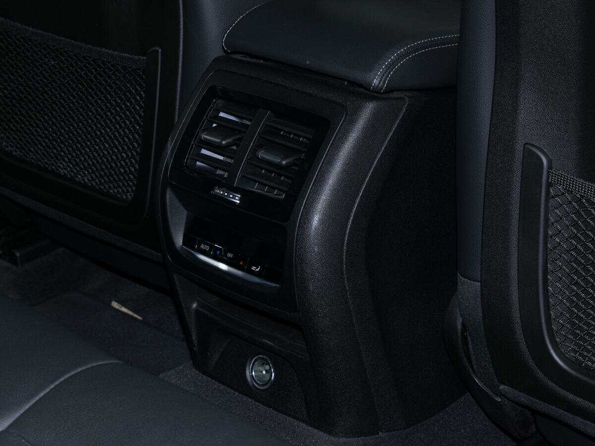 BMW X4 2018 года с пробегом. Фото: #9