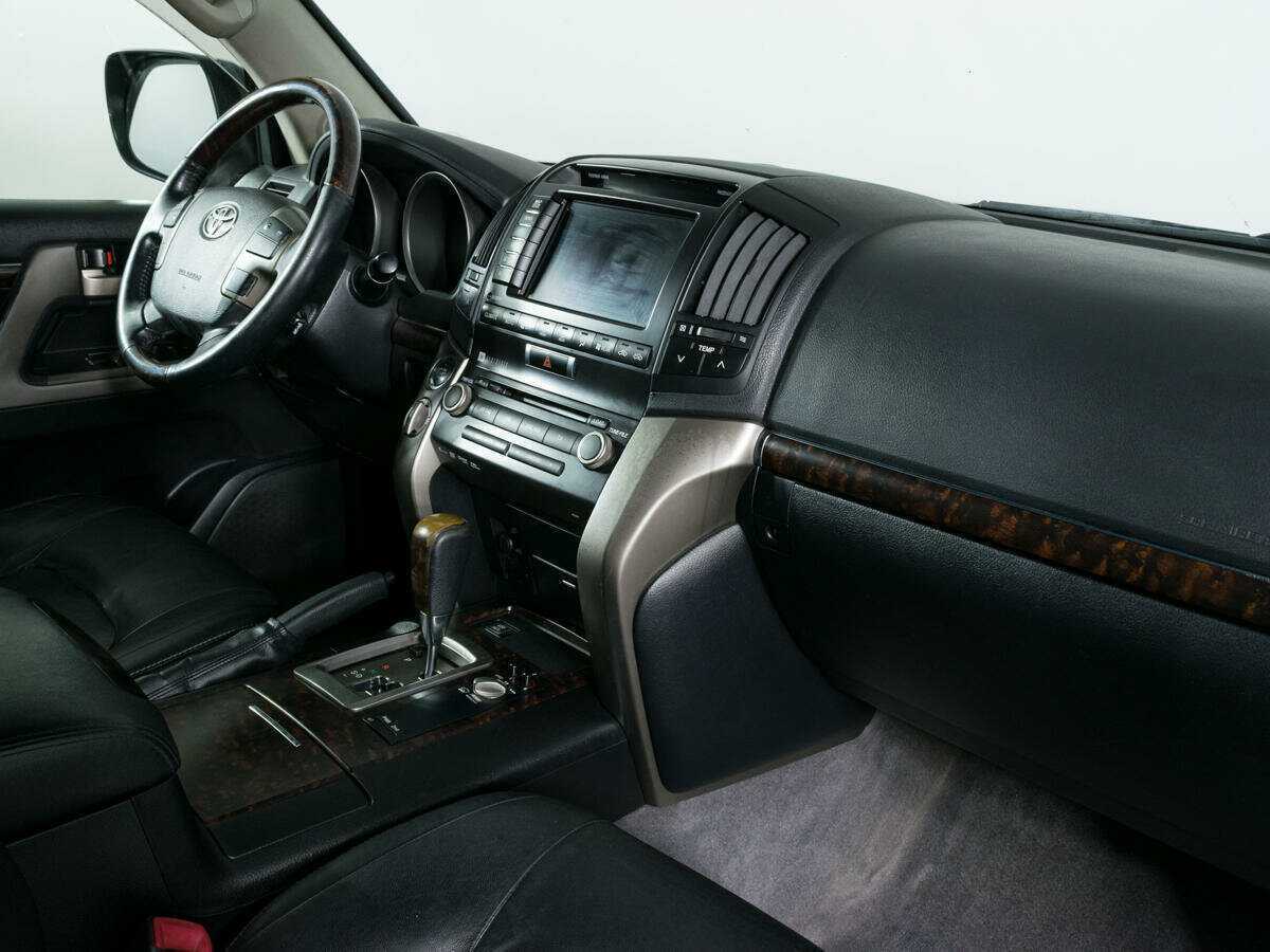 Toyota Land Cruiser 2011 года с пробегом. Фото: #8